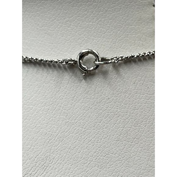 Unique Designs UD 925 Sterling Silver Round Diamond Chip Pendant Necklace - Picture 5 of 14